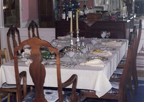 255-21 199304 Seder Table